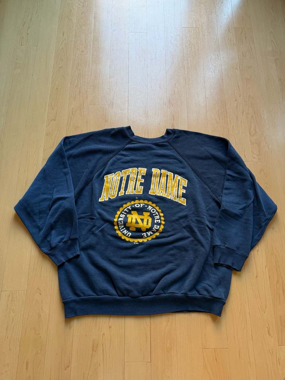 90s Tultex Notre Dame Raglan Sweatshirt